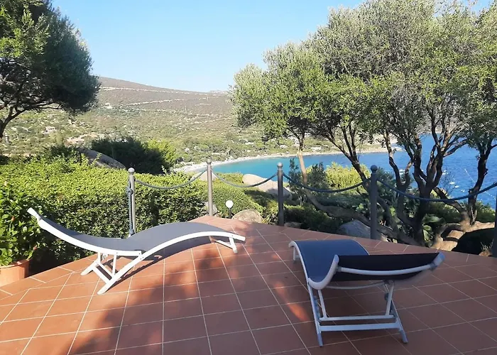 Villa Il Gabbiano A Few Minutes Walk From The Sea *