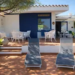 Villa Il Gabbiano A Few Minutes Walk From The Sea Torre delle Stelle