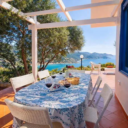 Il Gabbiano A Few Minutes Walk From The Sea Villa *